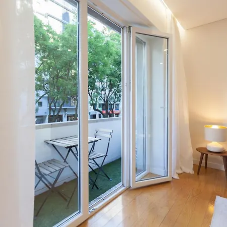 Flh Gulbenkian With Balcony * Lisbon