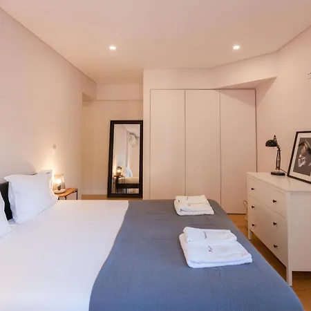 Apartment Flh Gulbenkian With Balcony Lissabon