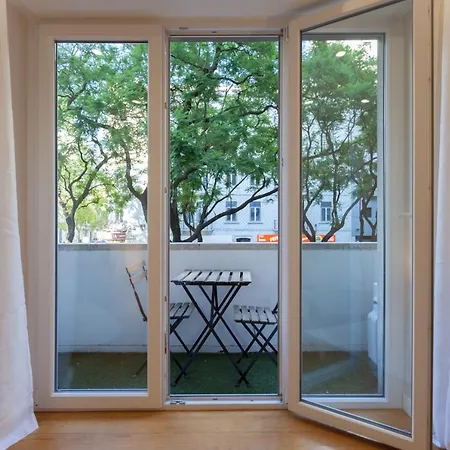شقة Flh Gulbenkian With Balcony *