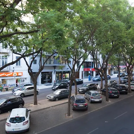 Apartment Flh Gulbenkian With Balcony Lissabon